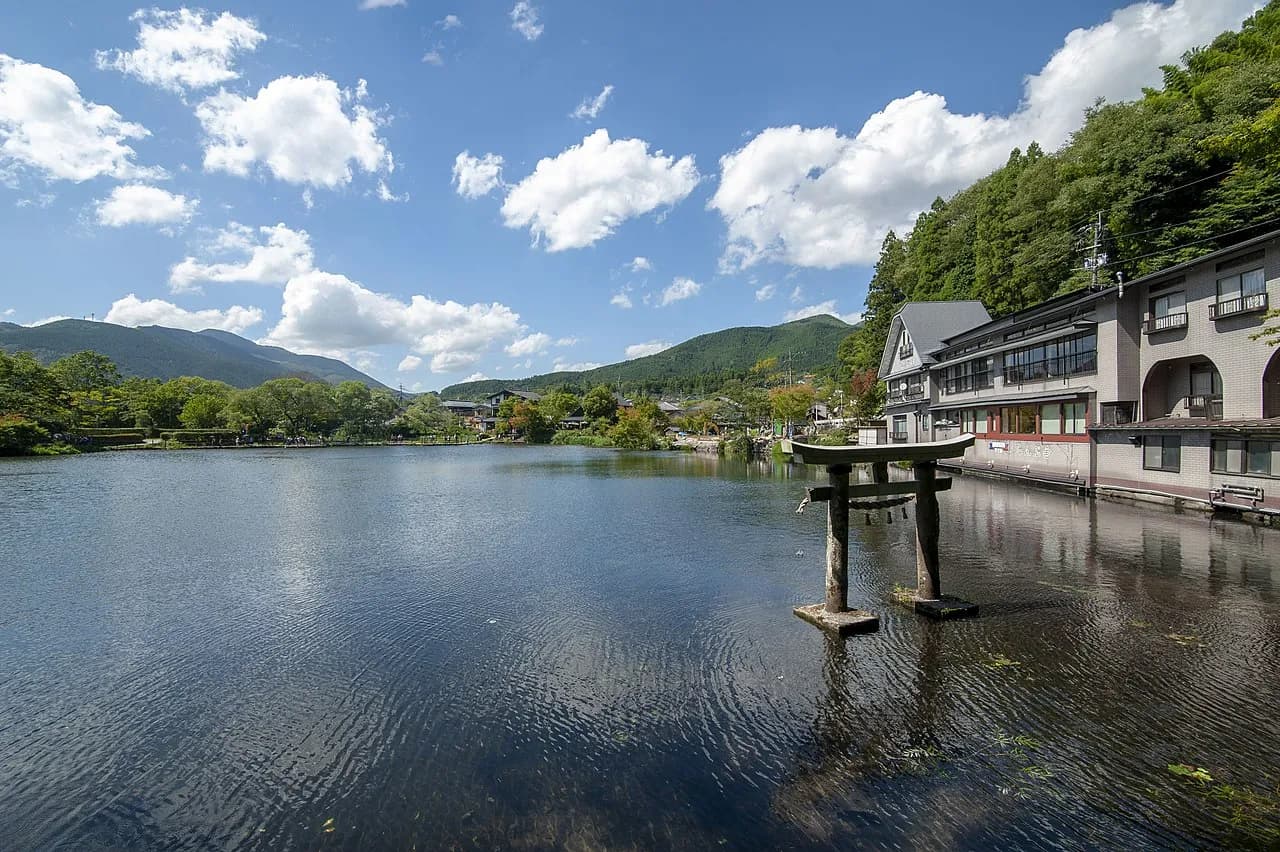 由布院